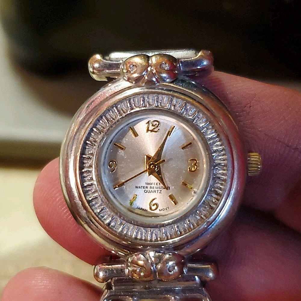 Advance two tone fillagree watch ♡